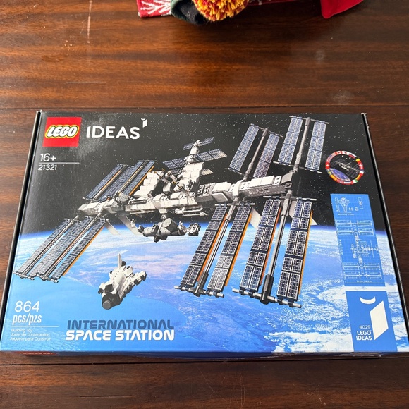 Lego Other - LEGO Ideas: International Space Station (21321)